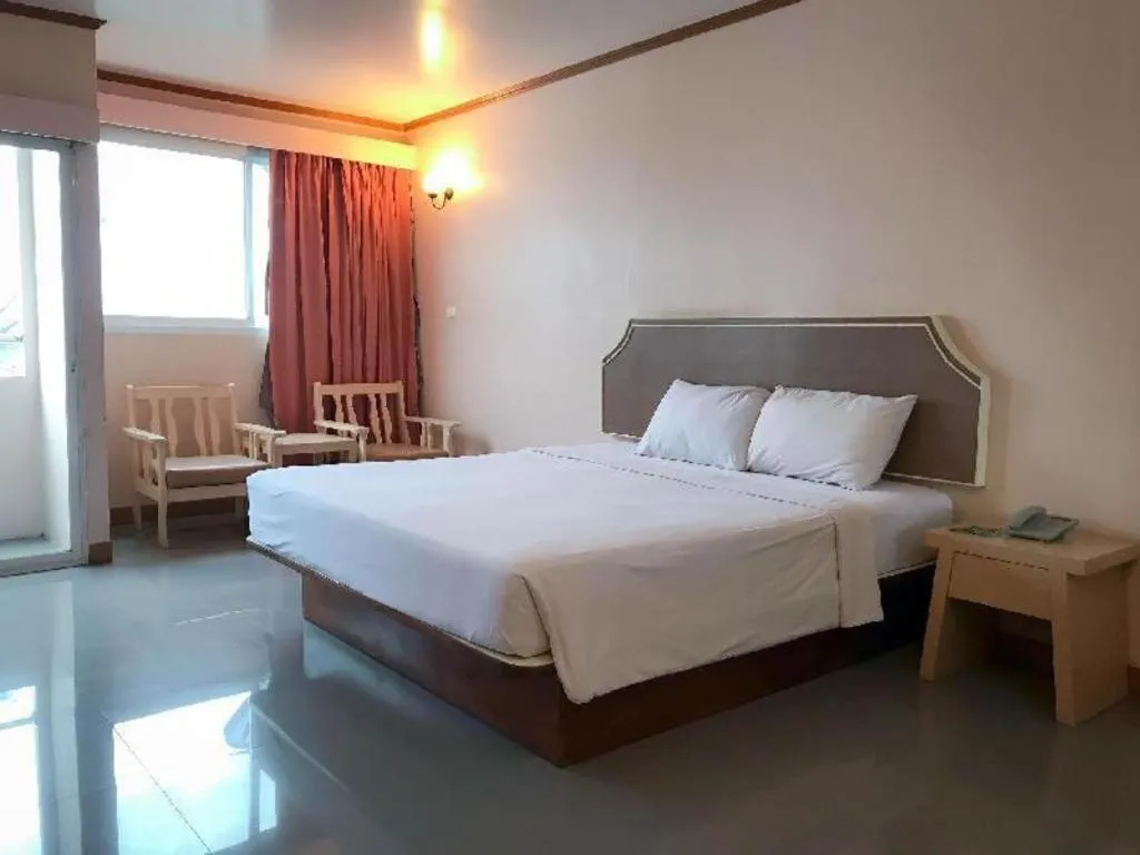 Bed in J Two S Pratunam Hotel