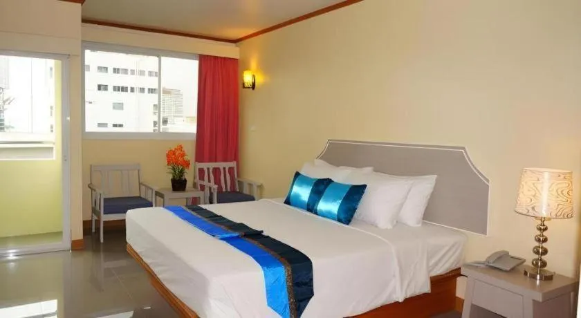 Bed in J Two S Pratunam Hotel