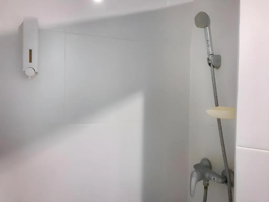 J Two S Pratunam Hotel