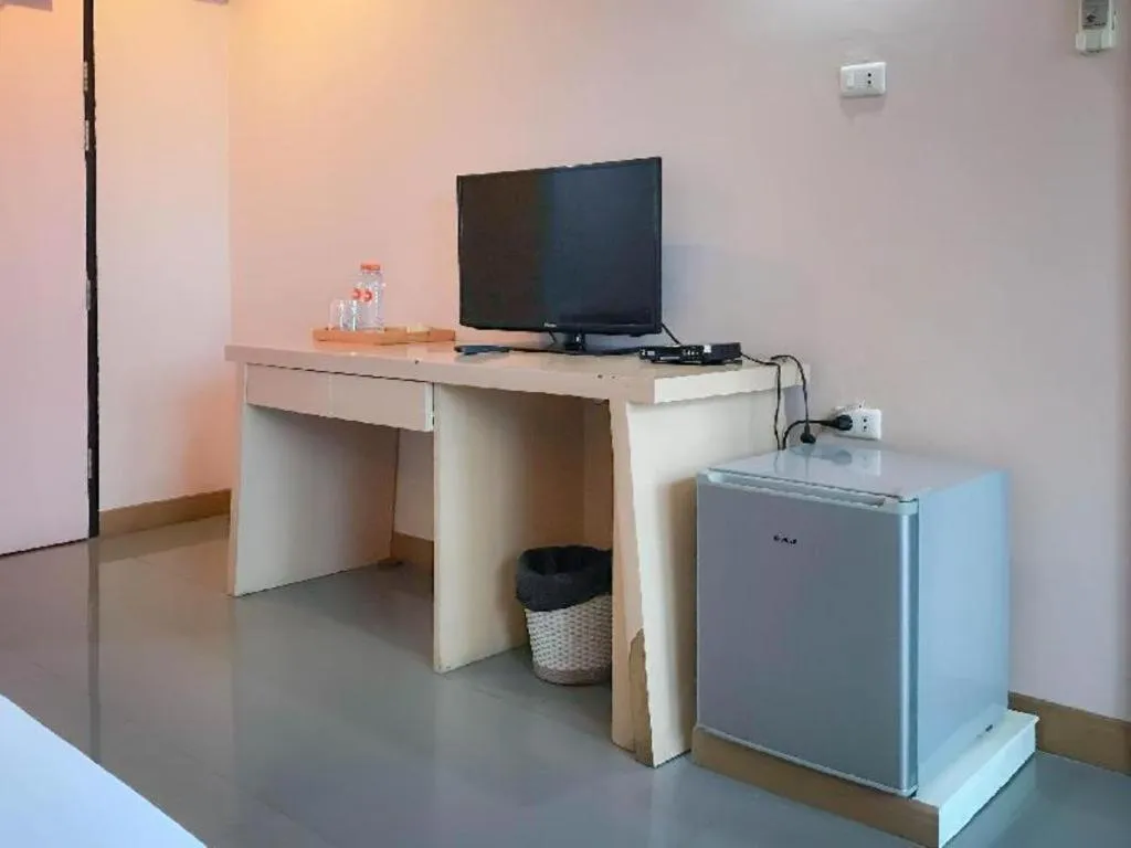 J Two S Pratunam Hotel