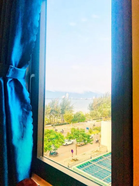 Whale Ocean View Hotel