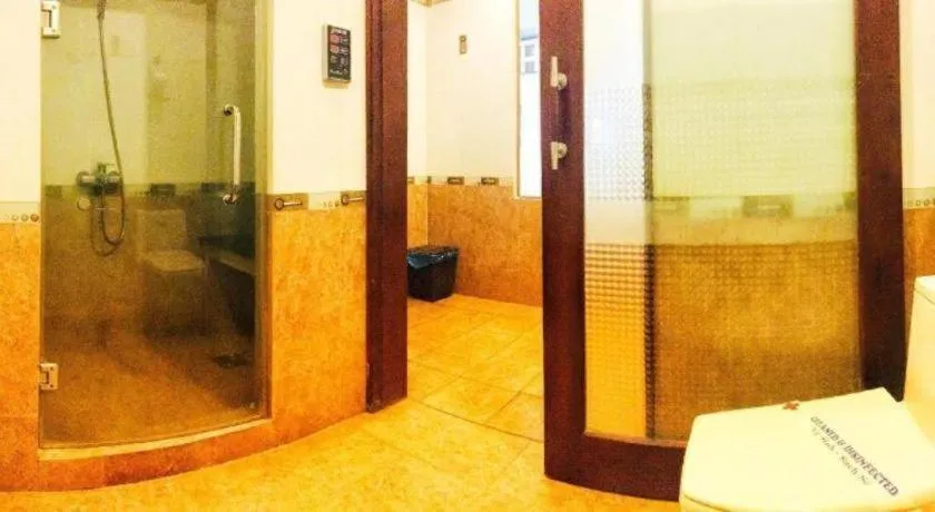 Whale Ocean View Hotel