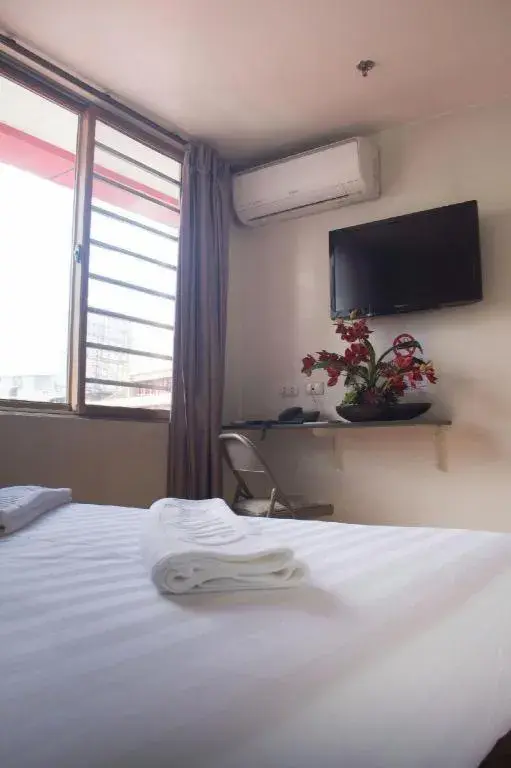 Bed in City Center Hotel Bed in City Center Hotel