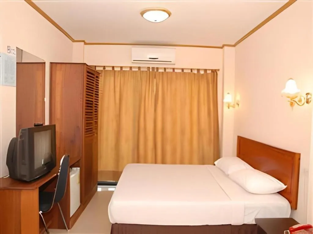 Bed in Chaleunehoung Hotel