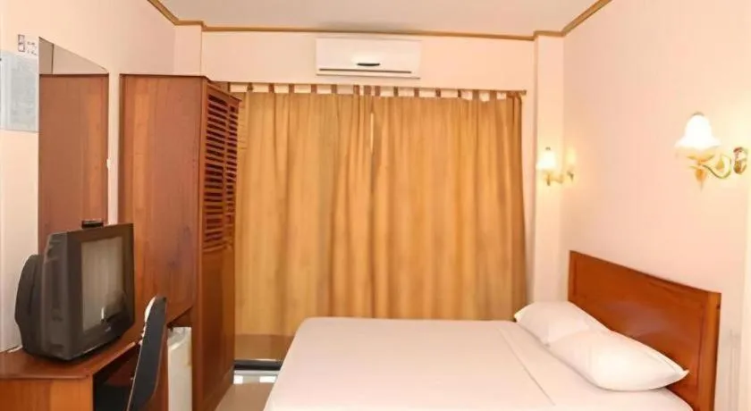 Bed in Chaleunehoung Hotel