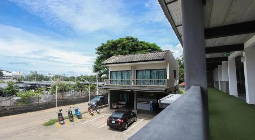 B2 Lanna Boutique & Budget Hotel