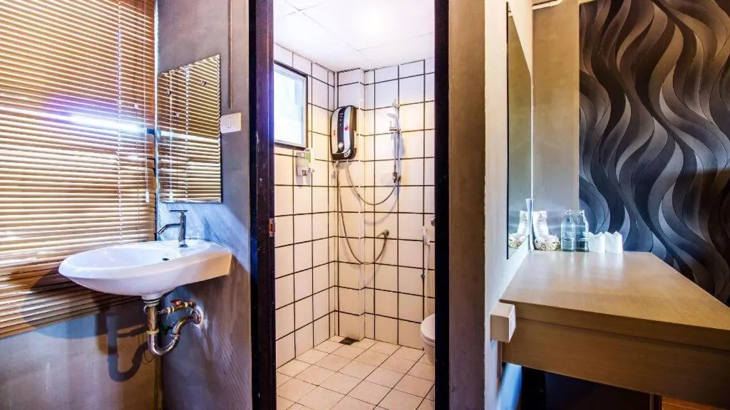 B2 Lanna Boutique & Budget Hotel