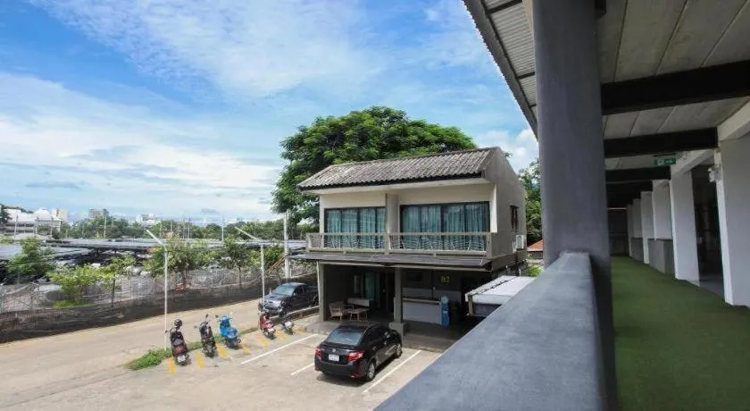 B2 Lanna Boutique & Budget Hotel