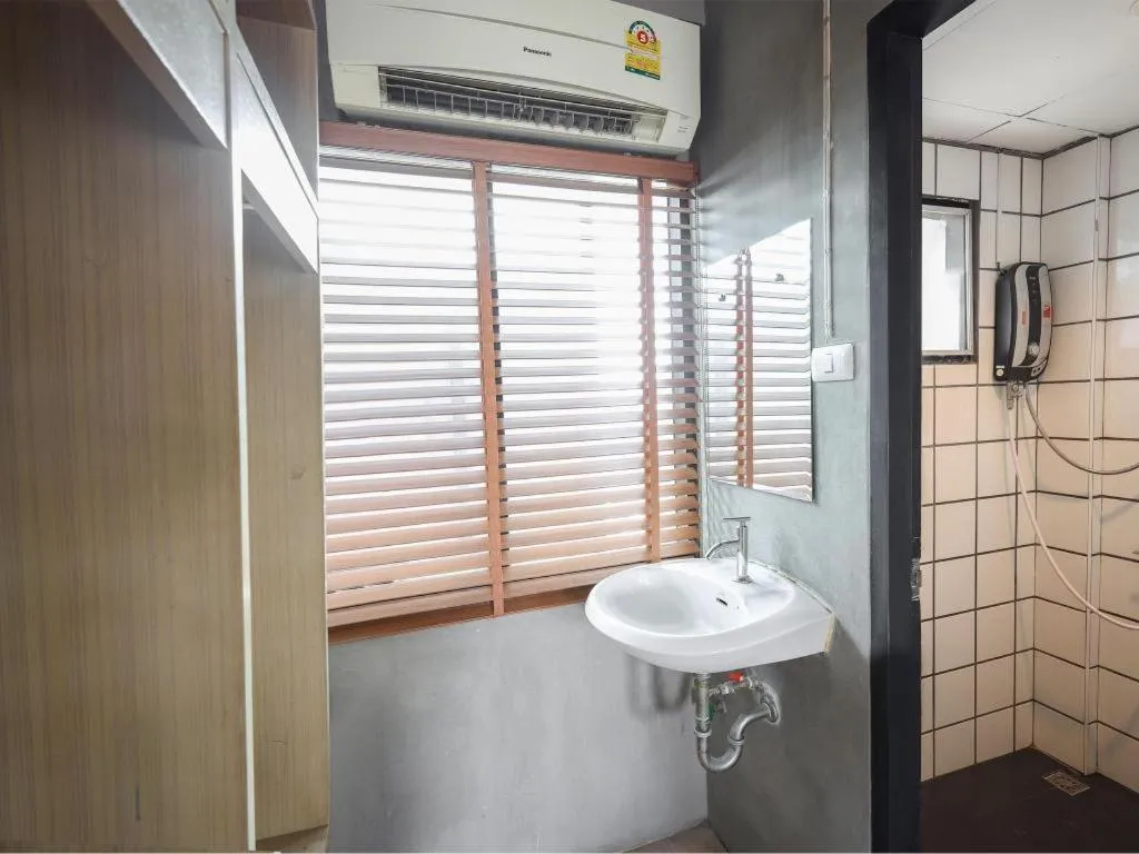 B2 Lanna Boutique & Budget Hotel