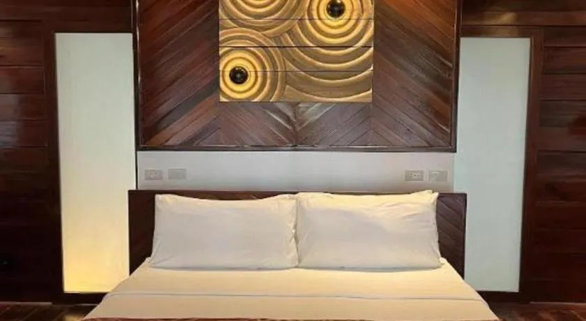 Bed in Isla Cabana Resort