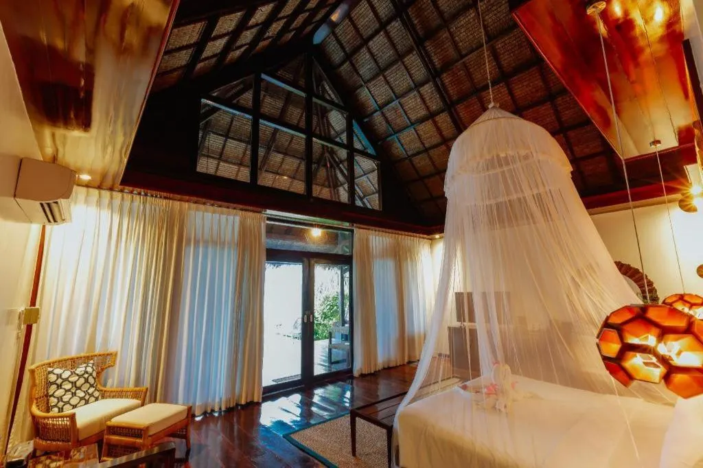 Bed in Isla Cabana Resort