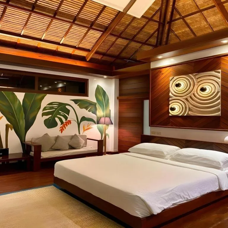 Bed in Isla Cabana Resort