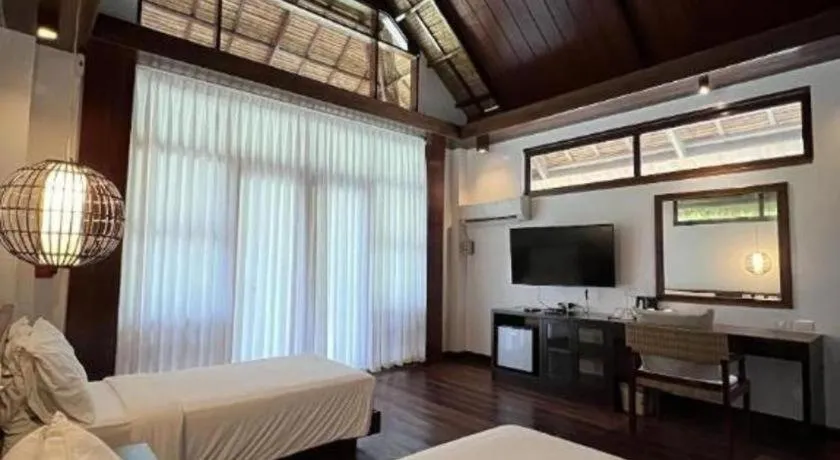 Bed in Isla Cabana Resort