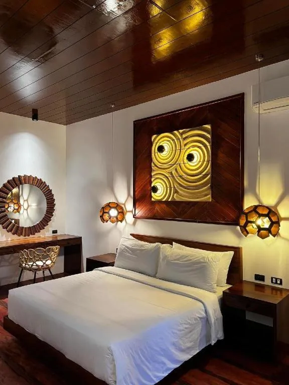 Bed in Isla Cabana Resort