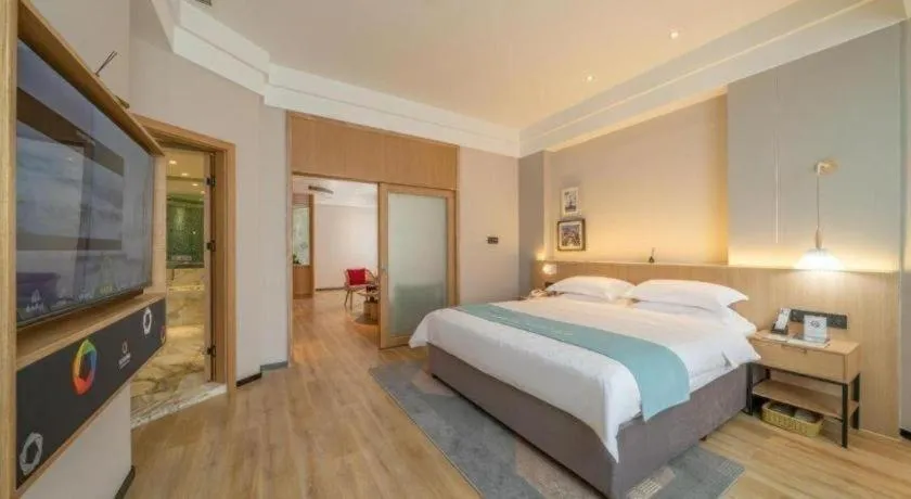 Bed in Gem Flower Jinyu Sunshine Hotel