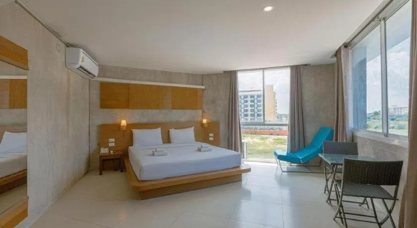 Bed in B2 Jomtien Pattaya Boutique & Budget Hotel