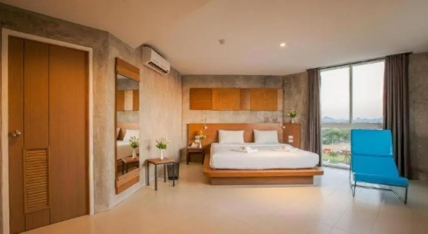 Bed in B2 Jomtien Pattaya Boutique & Budget Hotel