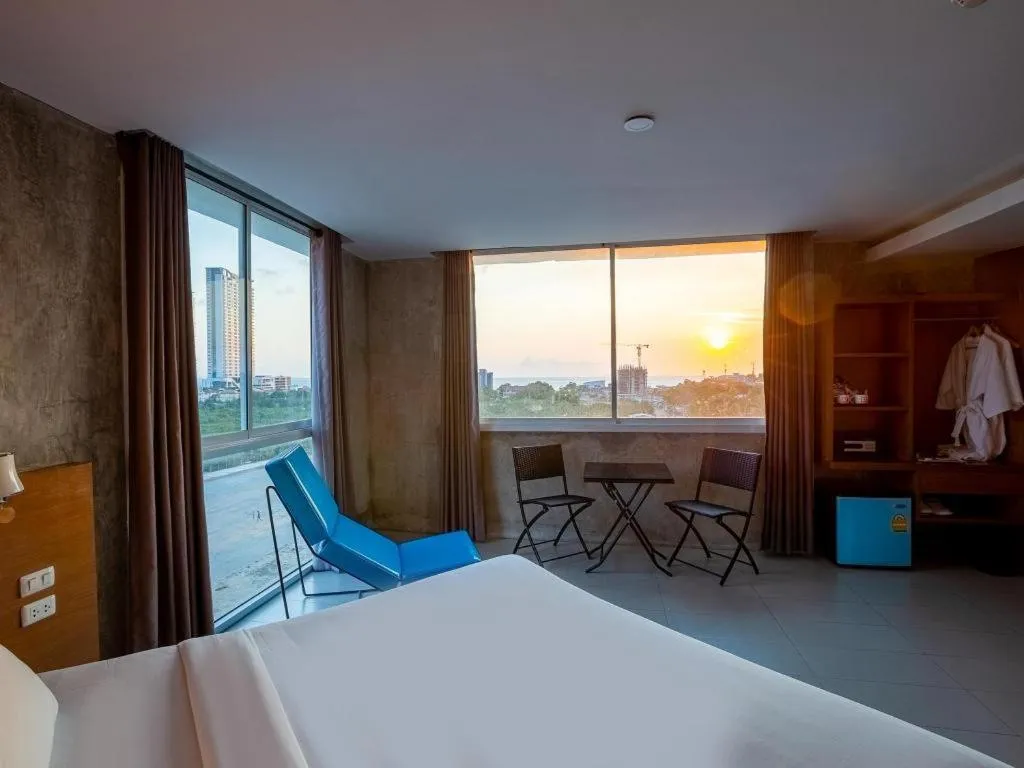 Bed in B2 Jomtien Pattaya Boutique & Budget Hotel