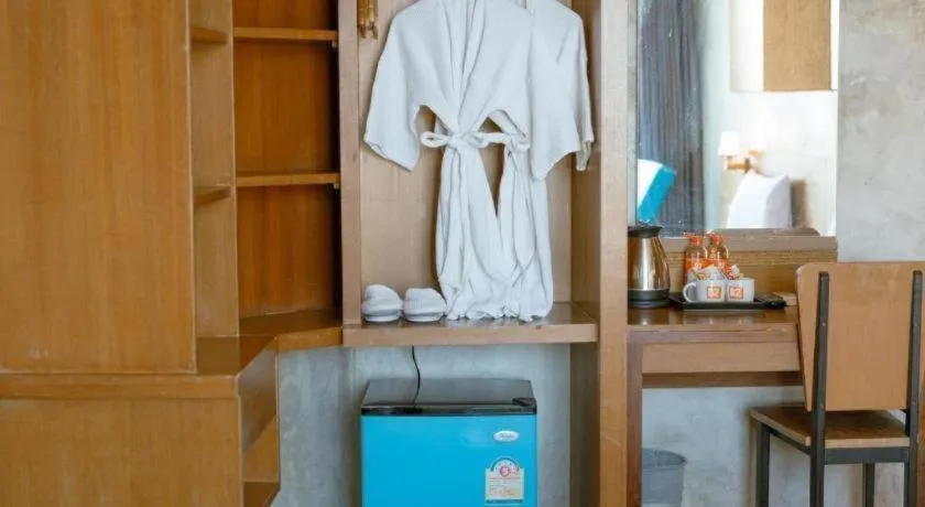 B2 Jomtien Pattaya Boutique & Budget Hotel