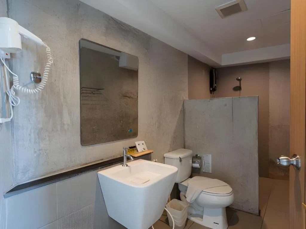 B2 Jomtien Pattaya Boutique & Budget Hotel