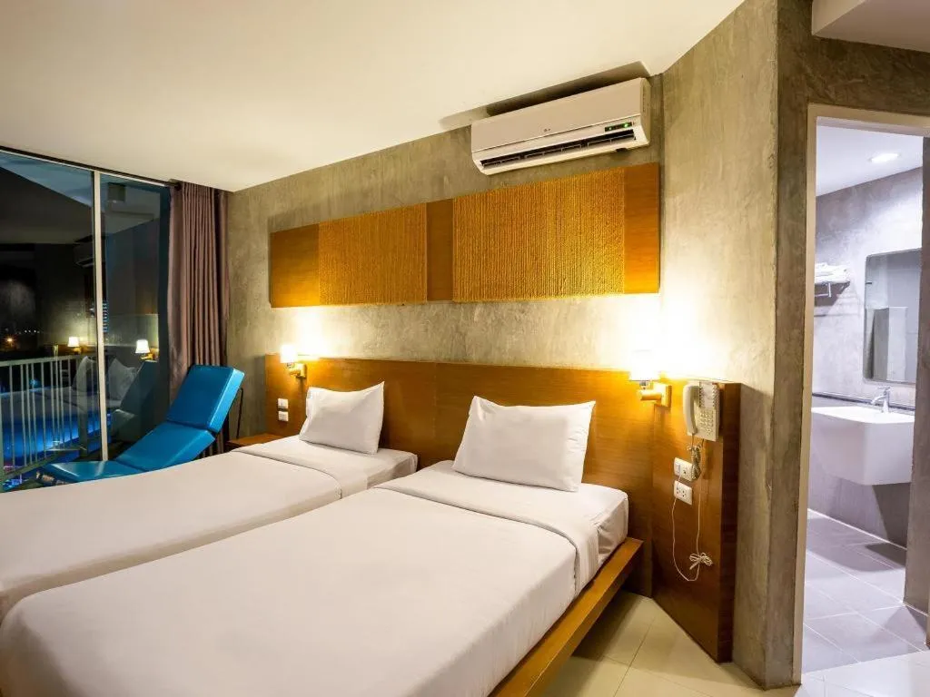 Bed in B2 Jomtien Pattaya Boutique & Budget Hotel
