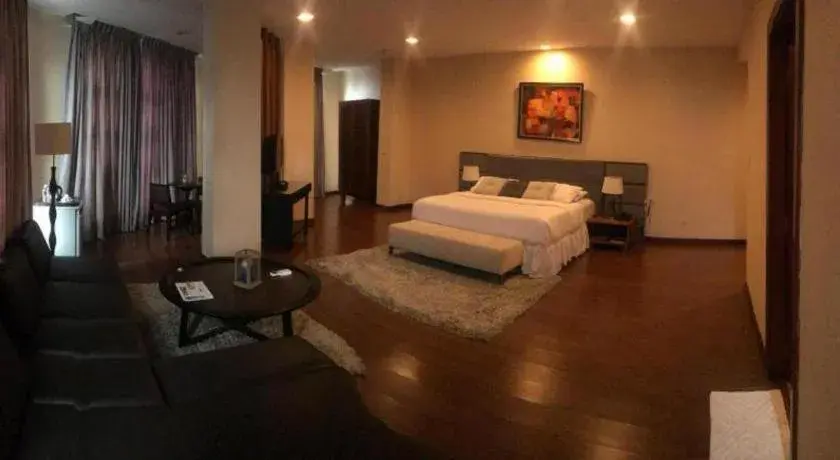 Bed in People's Hotel Bed in People's Hotel