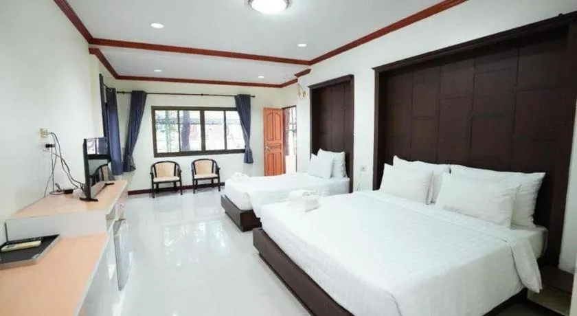Bed in Siam River Resort