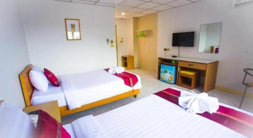 Bed in Central Place Hotel