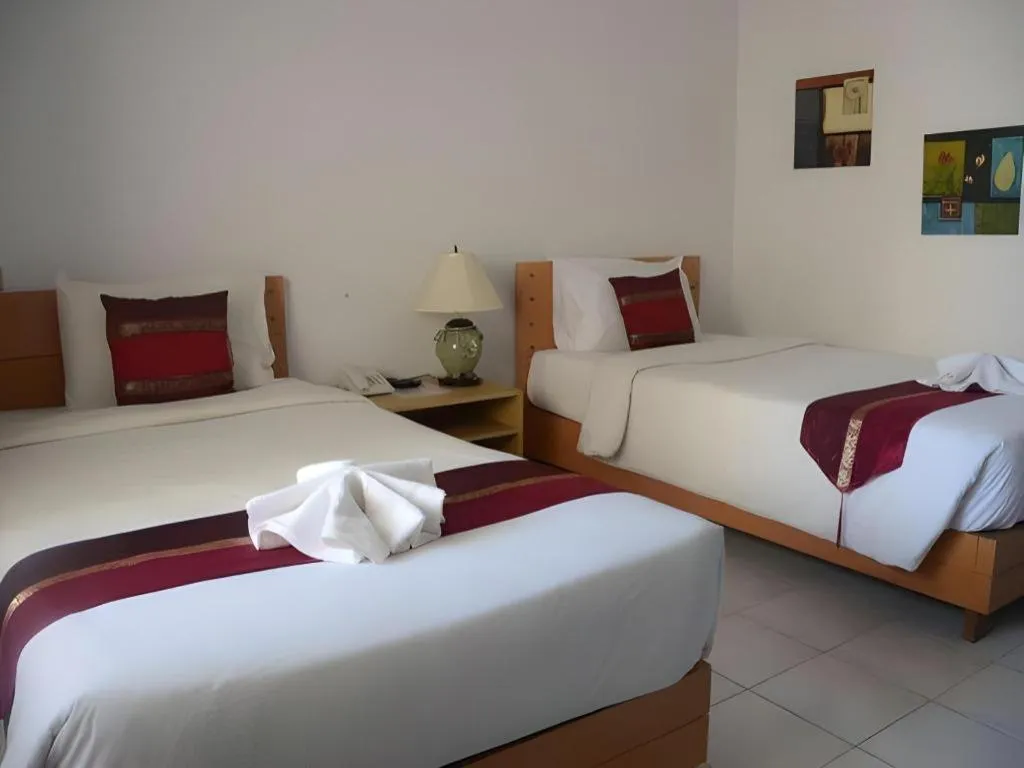 Bed in Central Place Hotel