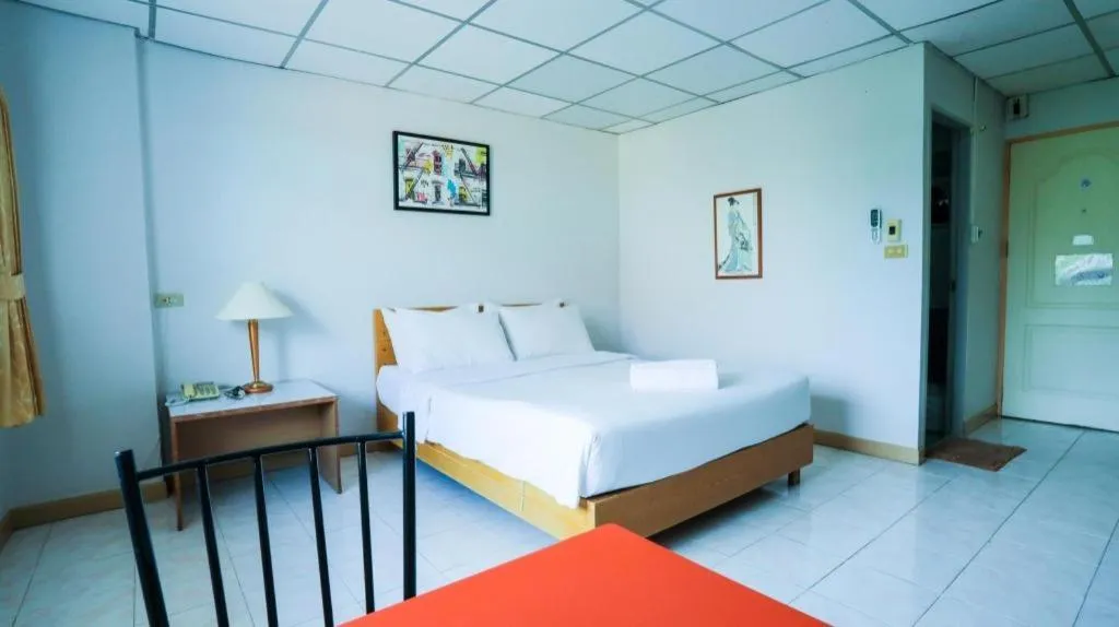 Bed in Central Place Hotel