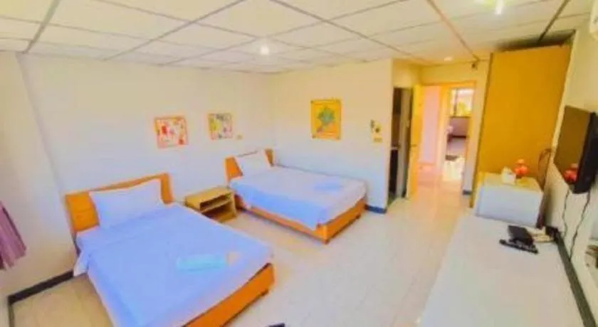 Bed in Central Place Hotel