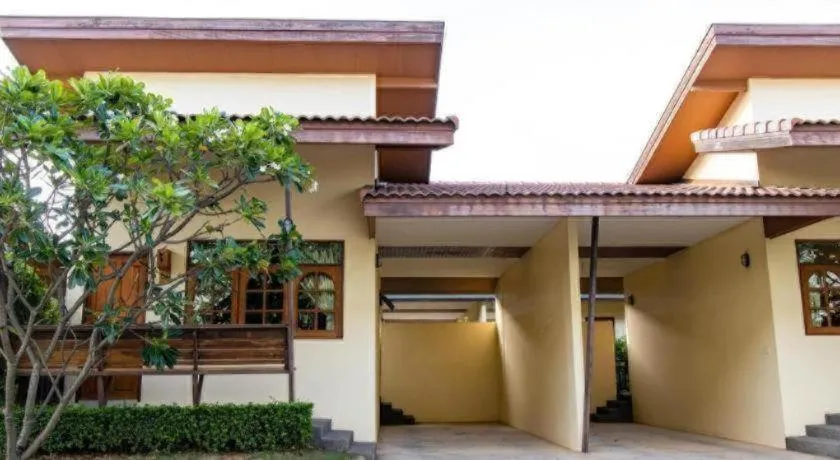 Baan Ingna Resort Hotel