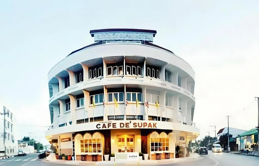 Supak Hotel