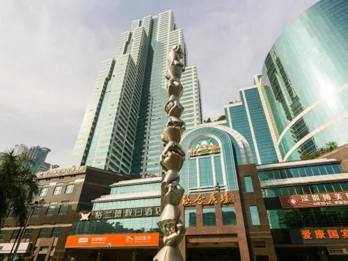 Grand Holiday Hotel