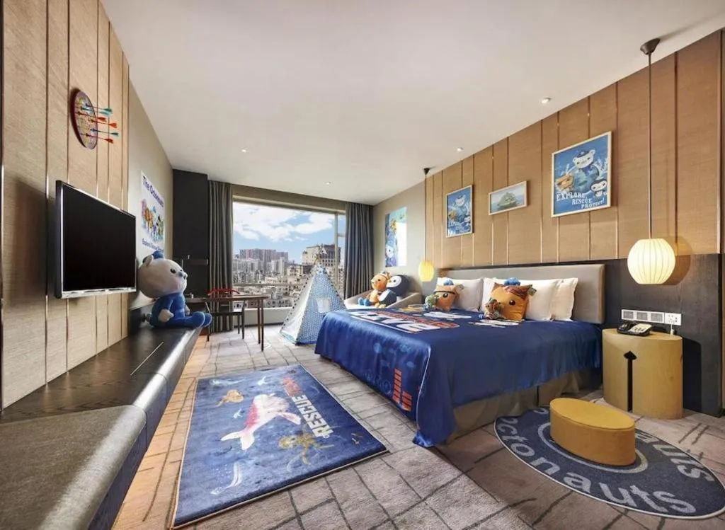 Bed in DongGuan JOYC Hotel 