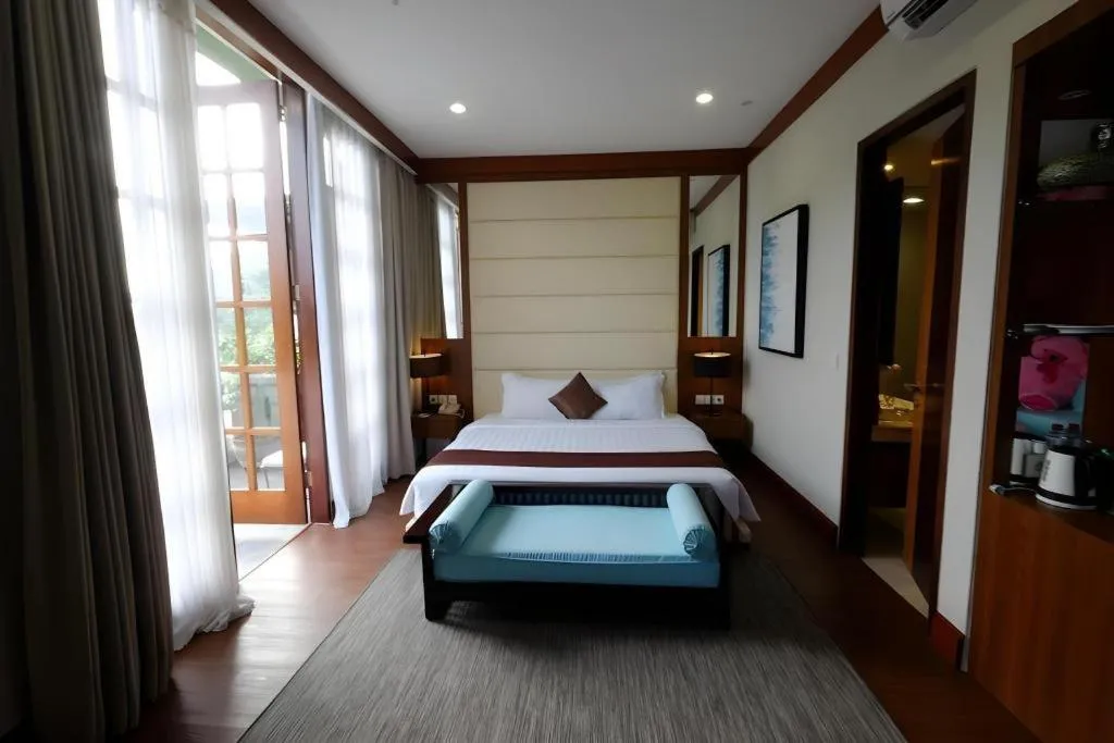 Bed in Taman Dayu Golf Club and Resort