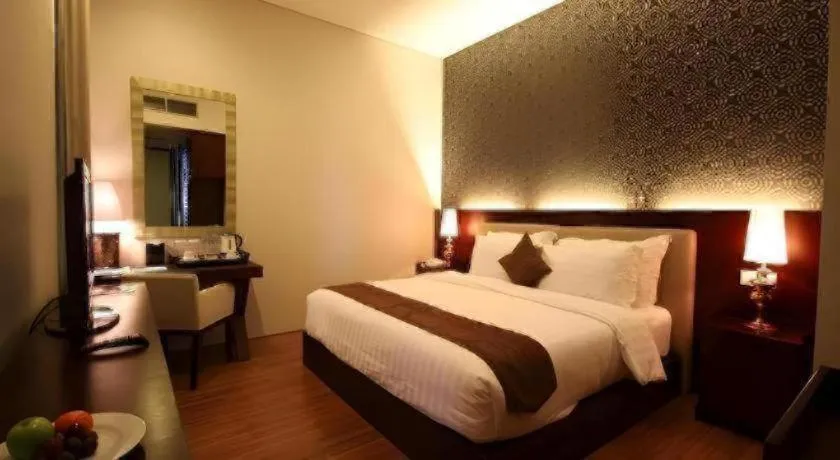 Bed in Taman Dayu Golf Club and Resort