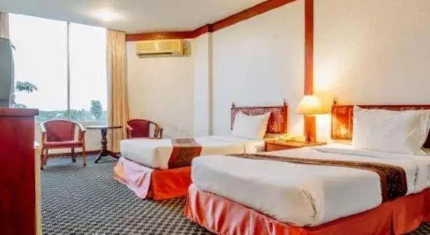 Bed in Beverly Hill Park Hotel Bed in Beverly Hill Park Hotel