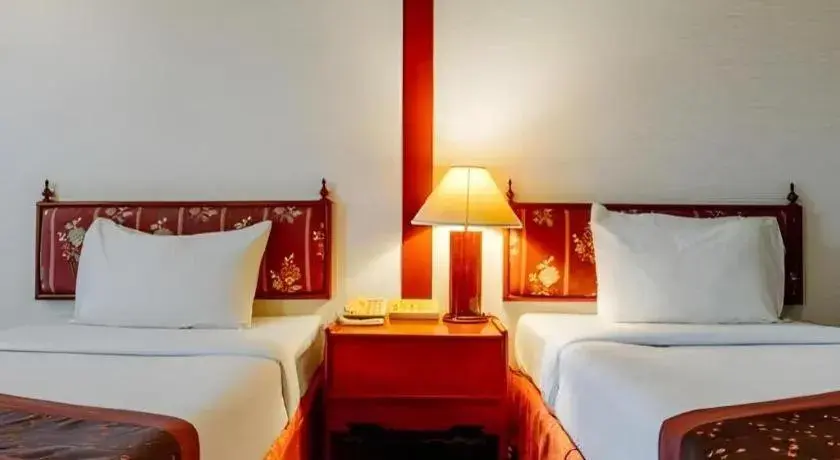 Bed in Beverly Hill Park Hotel Bed in Beverly Hill Park Hotel