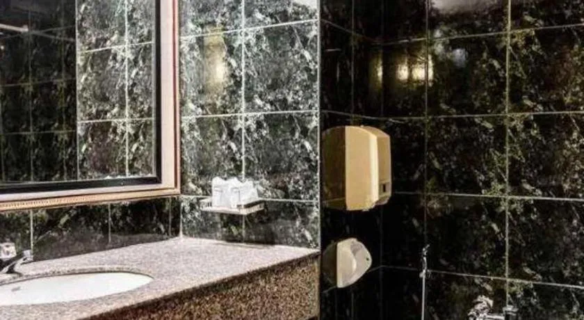 Beverly Hill Park Hotel