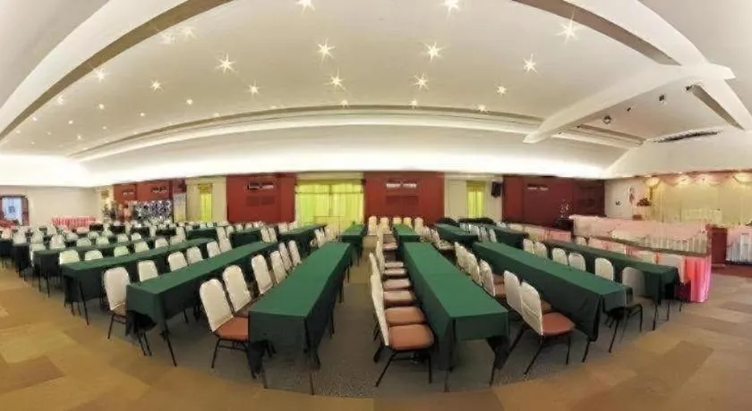 Beverly Hill Park Hotel