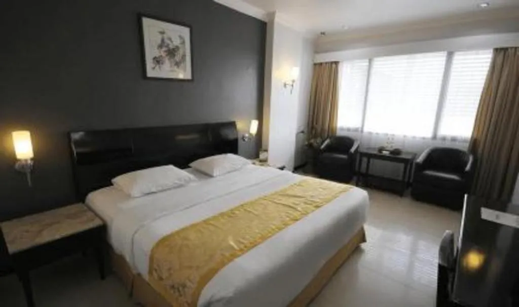 Bed in Hotel Banjarmasin International