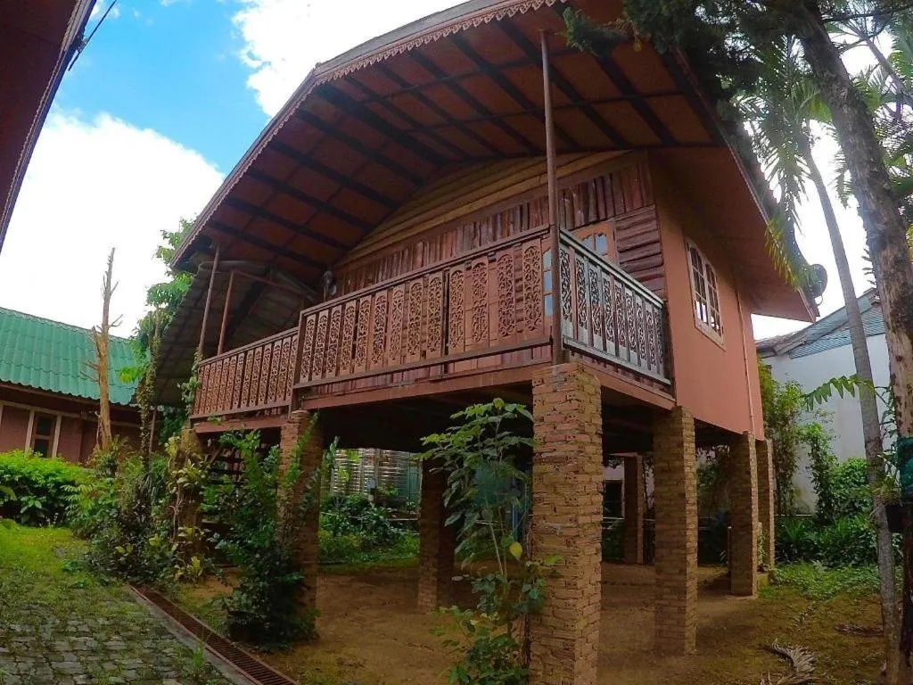 Chiangsan Goldenland Resort