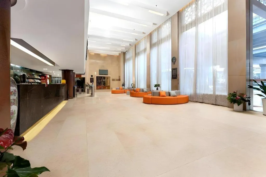 Renhe Good East Hotel