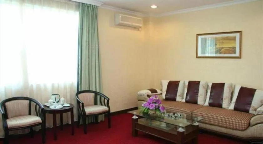 Renhe Good East Hotel