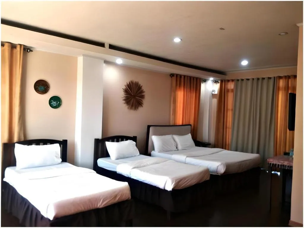 Bed in NYC Manhattan Suites