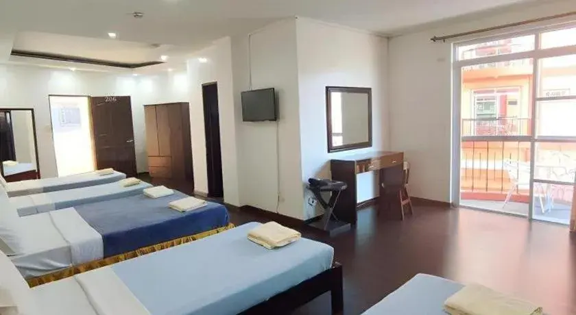 Bed in NYC Manhattan Suites Bed in NYC Manhattan Suites