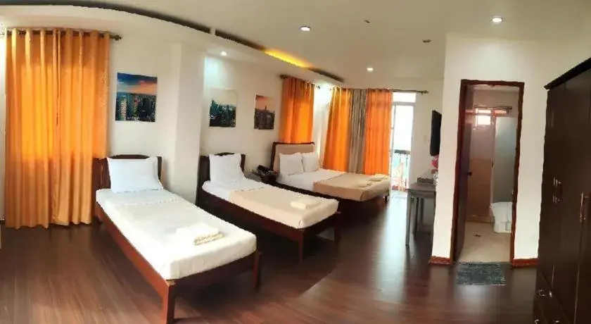 Bed in NYC Manhattan Suites Bed in NYC Manhattan Suites