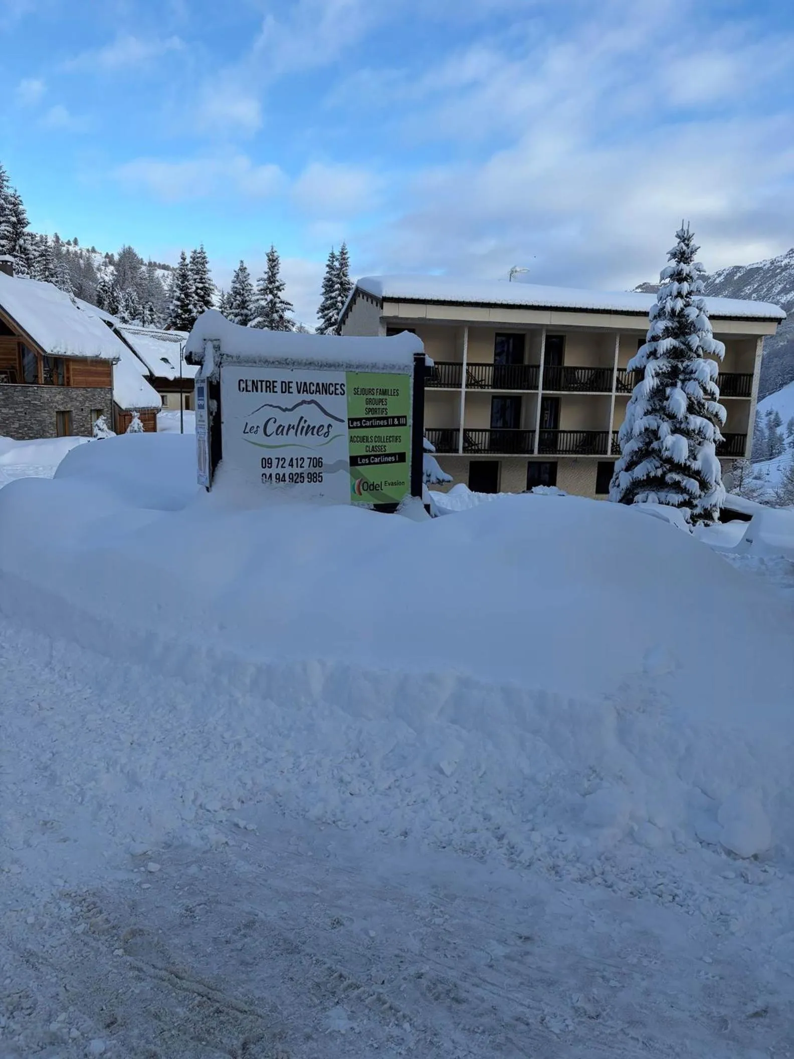 Property building in Les Carlines