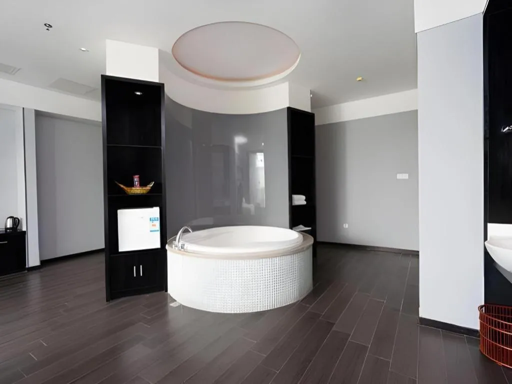 Guangdong Nanmei Osotto Hotel